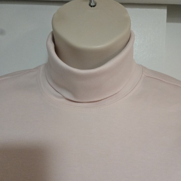 LL Bean Size 1X Light Pale Pink 100% Supima Cotton Turtleneck  214986 - Picture 2 of 5